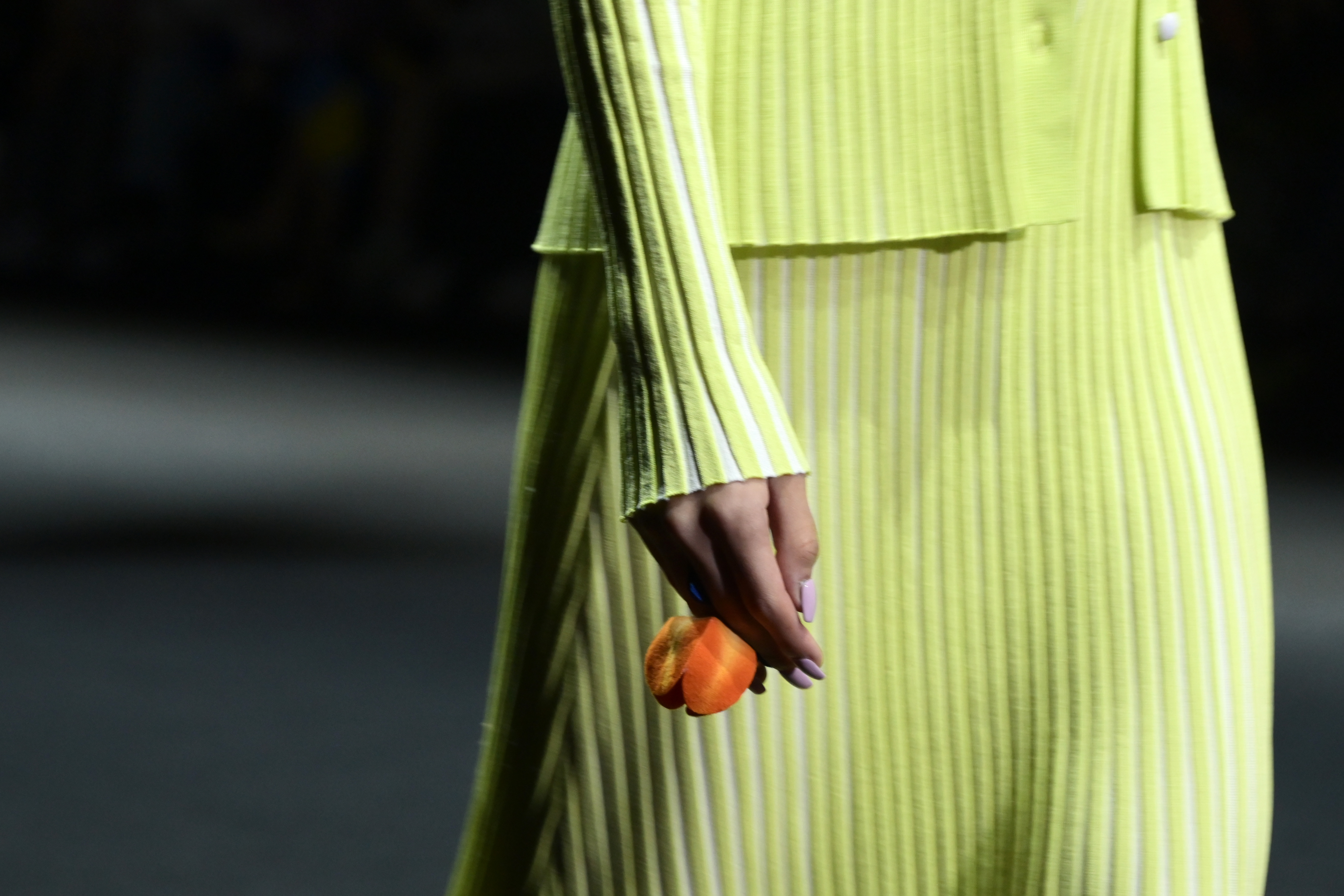 1696918949262816.jpg 1696918949262816.jpg